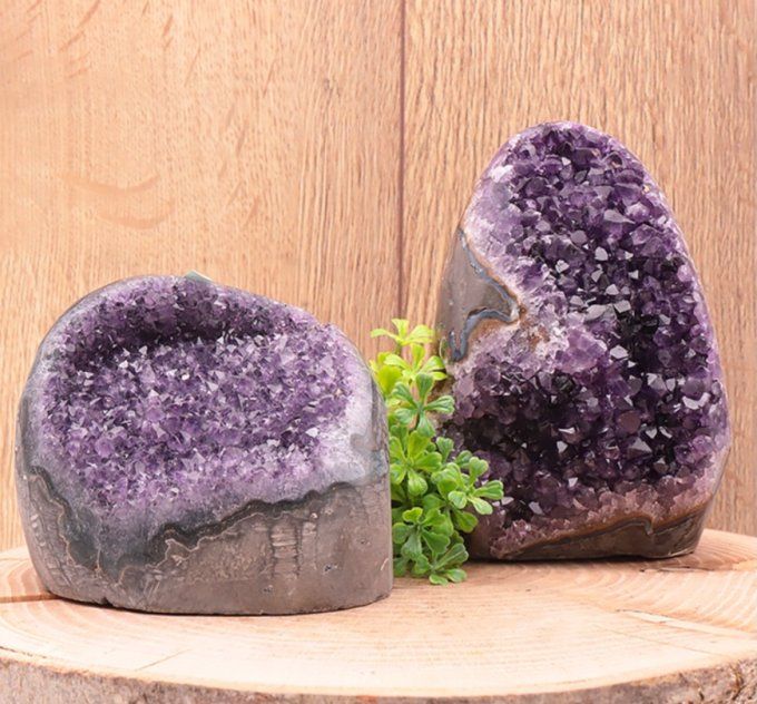 GÉODE AMÉTHYSTE BORD POLI URUGUAY AA